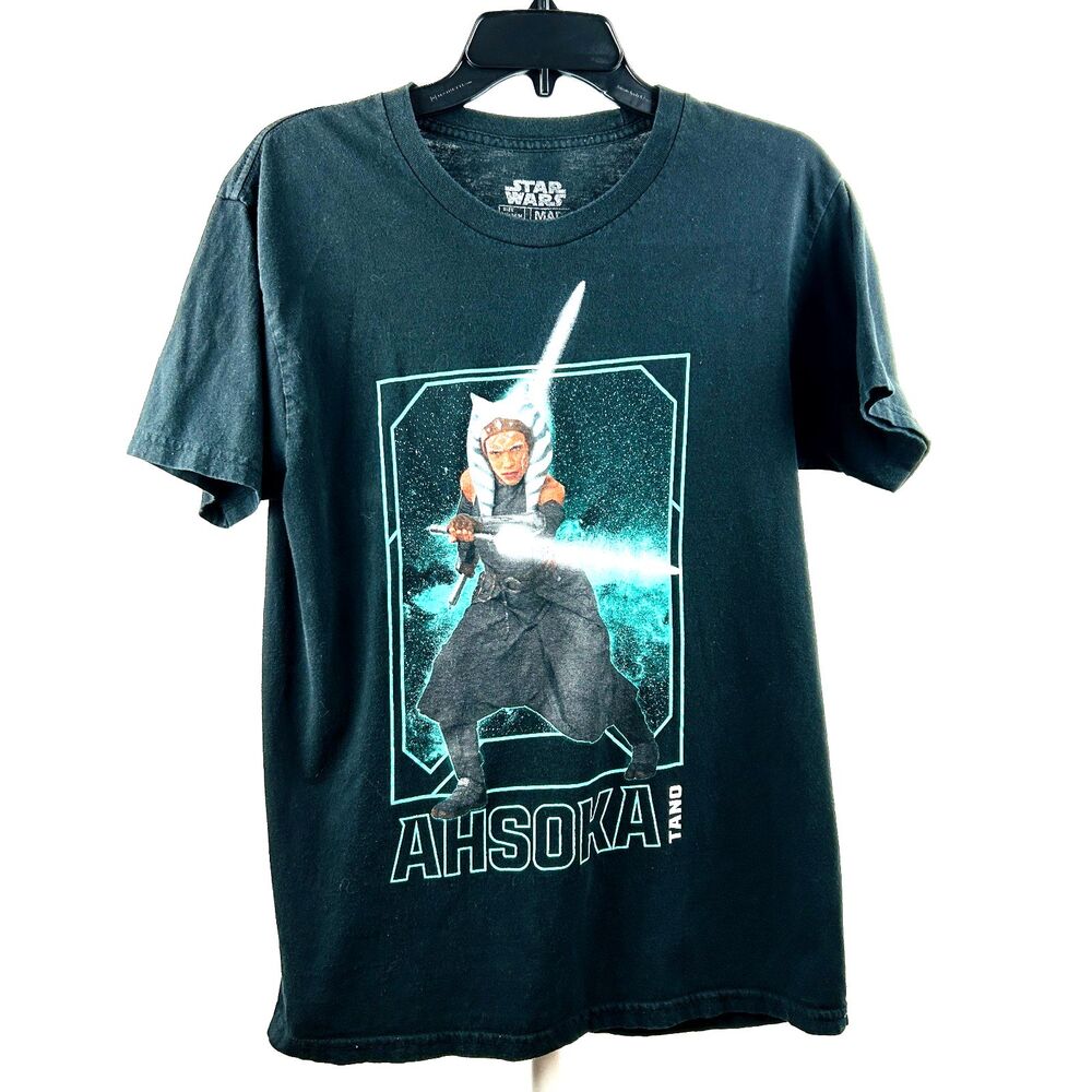 Star Wars Ahsoka Tano Shirt Medium Black Short Sleeve Tee Disney + Series M
